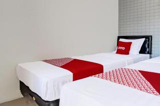 Collection O 92363 Kp Inn - 2