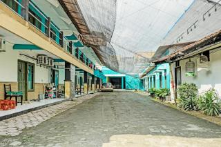 SPOT ON 92400 Dhaha Penginapan House Syariah - Kediri - 4