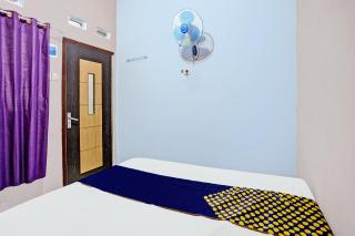 SPOT ON 92370 Sobat Ijen HomestayNearSungai Prengsengan - Rogojampi - 3