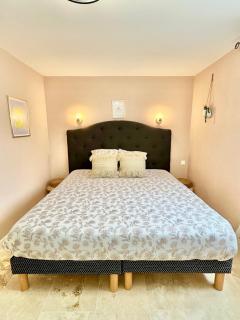 La Chambre d'Ambre - Saint-Laurent-dʼAigouze - 3