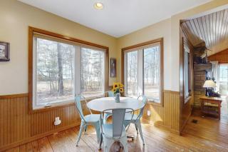 Beach Cottage - Fennville - 2