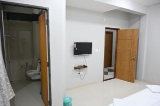 Hotel RRR Palace - 1