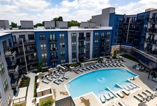 Urban apartment with pool and parking - Cincinnati - 0