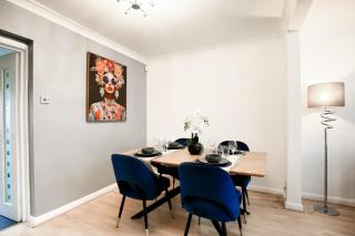 Reductions on short stays - Chic & Cosy, Modern Nightingale retreat! Easy access to Tottenham Hotspurs - Ponders End - 1