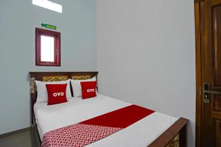 OYO 92416 Salsabila Homestay - Pasuruan - 1