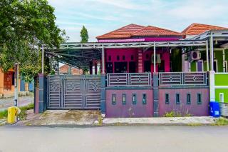 SPOT ON 92466 Adam Kost SyariahNearWisata Jembatan Barito - Banjarmasin - 9