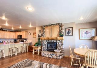 Lake View Condo 874 1 - Garden City - 9
