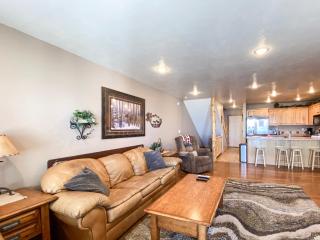 Lake View Condo 874 1 - Garden City - 8