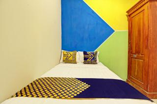 SPOT ON 92531 Pacar Guesthouse - Pekalongan - 4