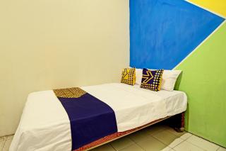 SPOT ON 92531 Pacar Guesthouse - Pekalongan - 7