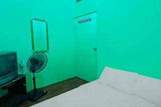 SPOT ON 92538 Joyoakis Homestay SyariahNearMall Nagoya Hill - Nagoya - 6