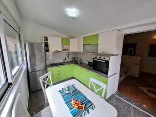 Nina Apartment - Škaljari - 2