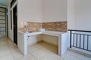 OYO 92556 Jkk Sweet Room - Karawang - 5