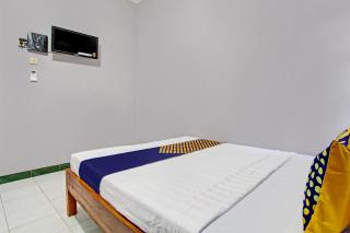 OYO Life 92575 Zazi Homestay - 0