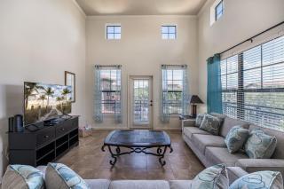 3rd floor city condo with wraparound balcony and resort amenities - 8