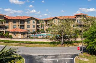 3rd floor city condo with wraparound balcony and resort amenities - 5