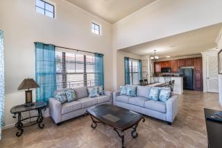 3rd floor city condo with wraparound balcony and resort amenities - 3