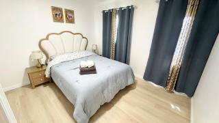 Newly renovated, warm home with 4 bedrooms, 14 miles from Disney - Whittier - 1