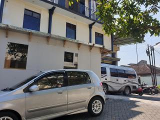 OYO Life 92622 Jatiluhur Kost Syariah - Malang - 8