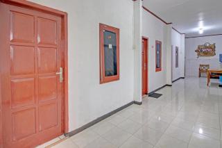 OYO 92628 Raja Alam Homestay - Karanganyar - 7