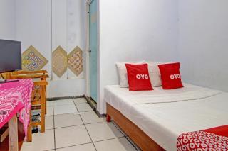 OYO 92628 Raja Alam Homestay - Karanganyar - 2