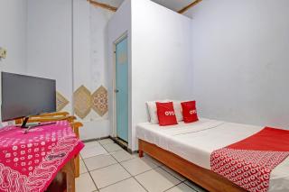 OYO 92628 Raja Alam Homestay - Karanganyar - 4