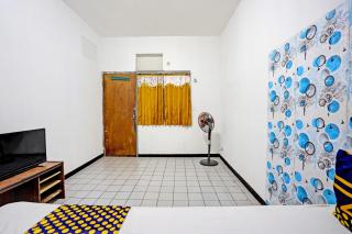 SPOT ON 92652 Meir E-homestay 2 Syariah - Surabaya - 9