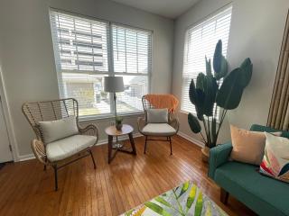 Laguna Way-The Boardwalk & Beach Awaits for you! - 2