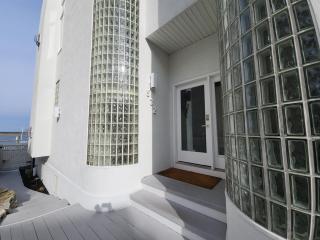 Miami Vice Ocean City- 5BR | Private Pool | Views - Ocean City - 1