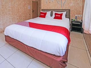 SUPER OYO 92672 Hotel Bsd - South Tangerang - 4