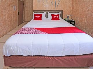 SUPER OYO 92672 Hotel Bsd - South Tangerang - 3