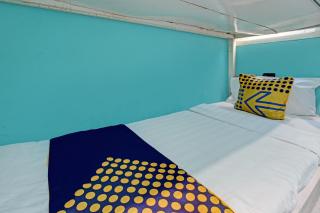 SPOT ON 92611 Lobak Hostel CapsuleNearAyam Goreng Terowongan - Alastuwo - 2
