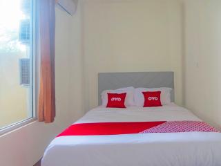 OYO 92714 Miracle Kost - 2