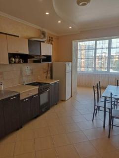 Центр Парковка Однокімнатна - 2