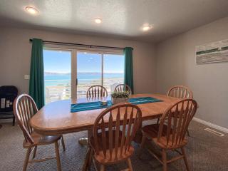 Lake View Condo 890 3 - Garden City - 3