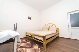 Hotel Emir - - 9