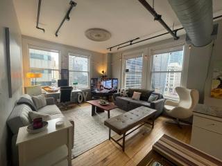 Urban Chic Downtown Getaway - Houston - 2