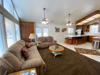 Bear Lake Ranch with Bear Lake Access - 4