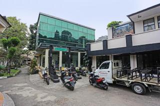 Hotel O Tjokro 3 - 9
