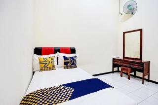OYO Life 92785 Wisma Trubus Syariah - Tuban - 3