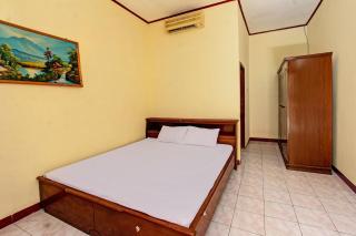 OYO 92710 Losmen Tjabe Merah Near Alfamart Bintaro - Montongbuwoh - 9