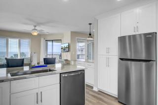 Tidewater H304 by Wild Dunes, Ocean View Condo - Isle of Palms - 2