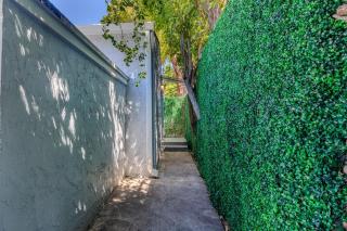 Bright and Cozy 1bed w free parking - Hollywood - 8
