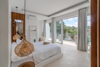 Casa Auma Stunning 4 Bedroom Villa in Canggu - Tumbak Bayuh - 5