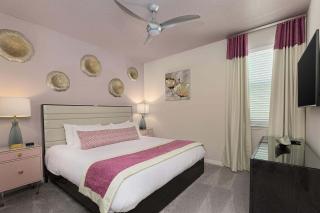 Fab Villa with Social Media BR, Theater, Arcade, Pool - Kissimmee - 1