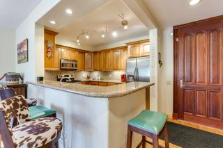 Near Hiking and Biking Mtn-View Condo in Angel Fire - 7