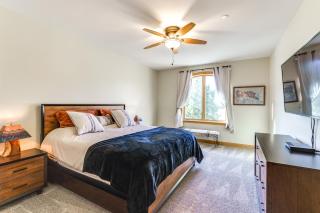 Near Hiking and Biking Mtn-View Condo in Angel Fire - Angel Fire - 1