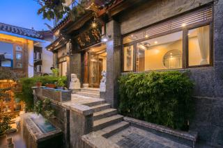 Huashuiwan Panorama Inn- Naxi old style - Lijiang - 0