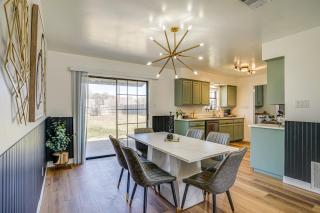 7 Mi to Lake Bridgeport Home with Yard and Grill! - 3