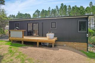 Slice of tranquility Outdoor hot bath and nature - 1